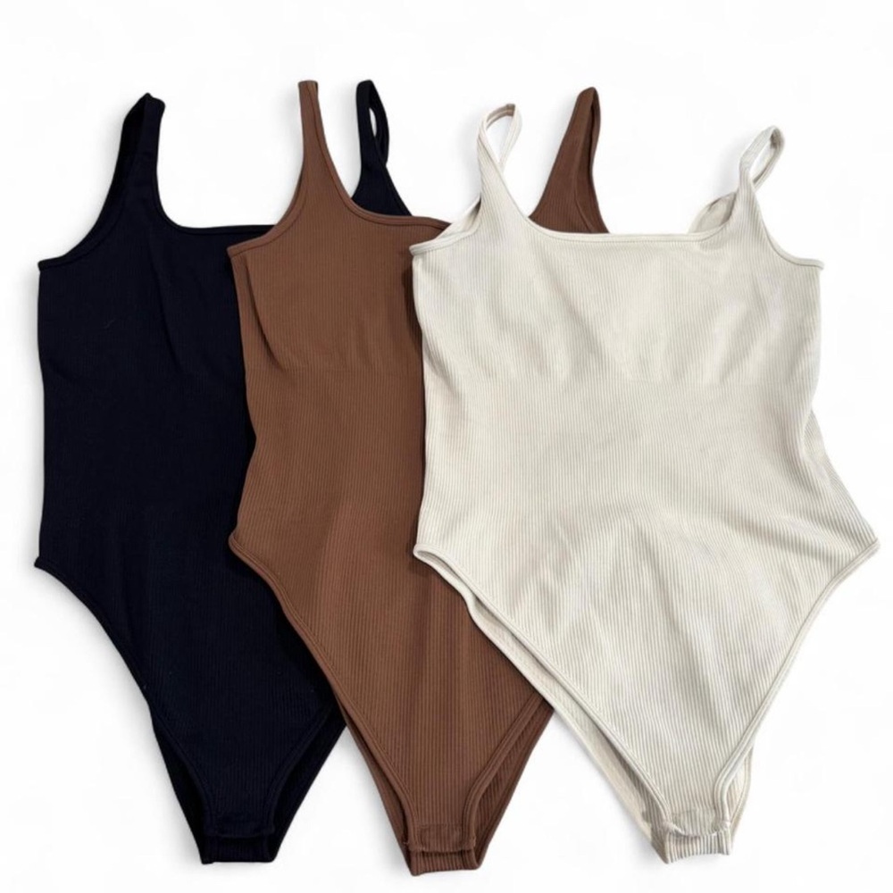 OQQ Women’s Ribbed Bodysuit 3-Pack XXL | Black Brown Cream | Neutral Basics Set